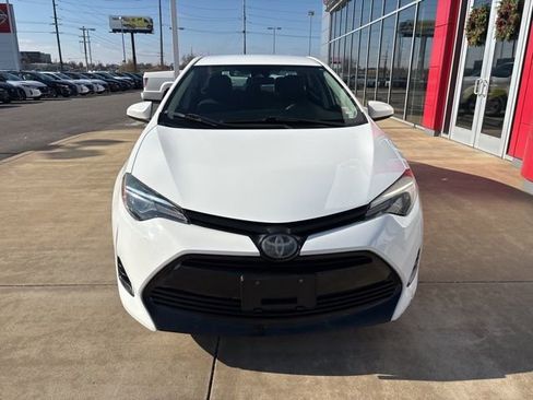Used 2019 Toyota Corolla L image 5
