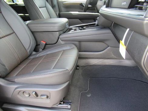 New 2026 Chevrolet Tahoe High Country image 11