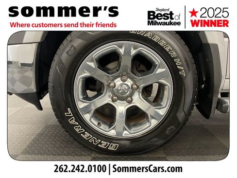 Used 2016 RAM 1500 Laramie w/ Convenience Group AWD/4WD image 25