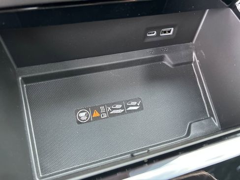 New 2026 GMC Yukon XL Elevation image 21