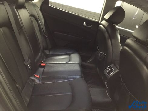 Used 2018 Kia Optima EX w/ Premium Package image 32