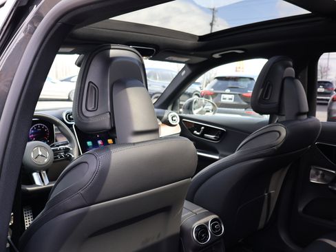 Certified 2025 Mercedes-Benz GLC 300 4MATIC image 19