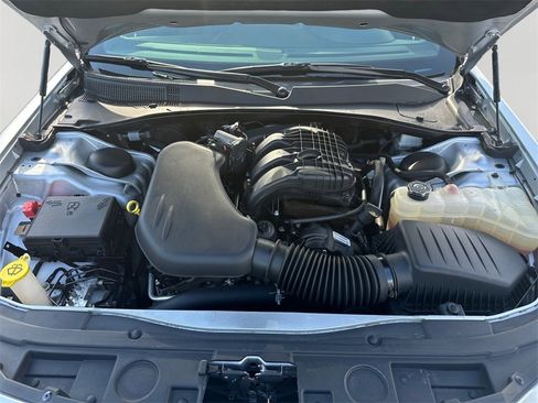 Used 2023 Chrysler 300 S image 9