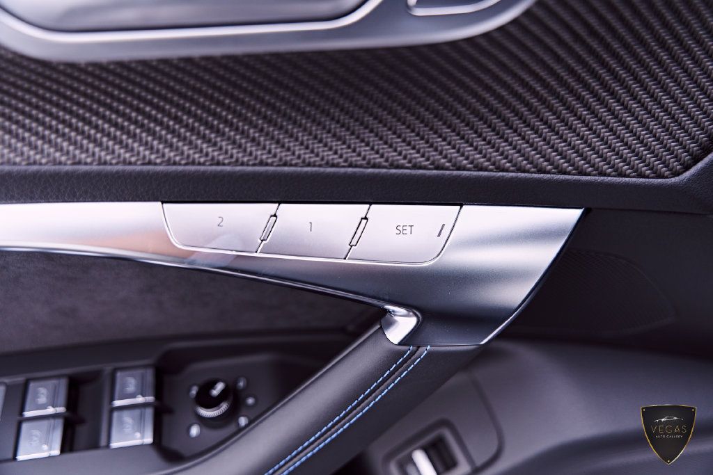 Used 2025 Audi RS 7 Performance AWD/4WD image 47