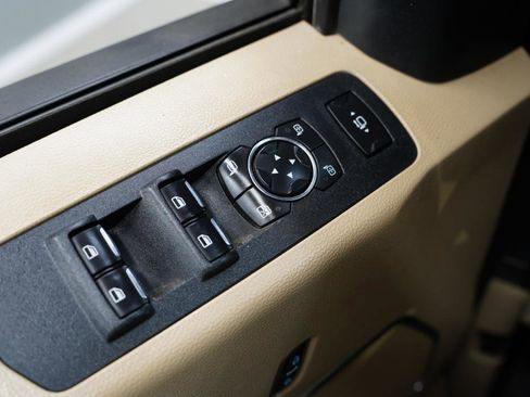 Used 2017 Ford F350 Lariat w/ Camper Package image 25