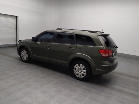 Used 2019 Dodge Journey SE image 3