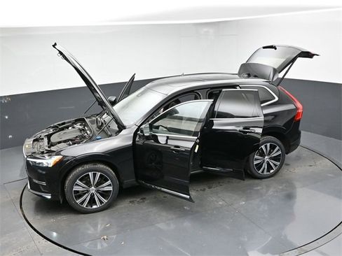 Used 2022 Volvo XC60 B5 Inscription w/ Advanced Package image 52