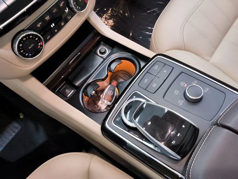 Used 2019 Mercedes-Benz GLS 450 4MATIC w/ Premium 1 Package image 24