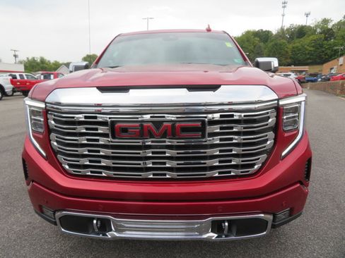 Used 2024 GMC Sierra 1500 Denali w/ Technology Package image 13