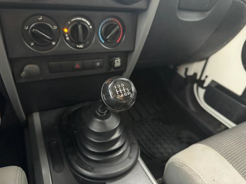 Used 2007 Jeep Wrangler Unlimited X RWD image 20