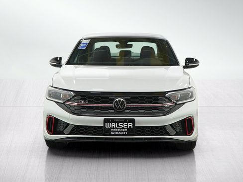 Used 2023 Volkswagen Jetta GLI Autobahn FWD image 8