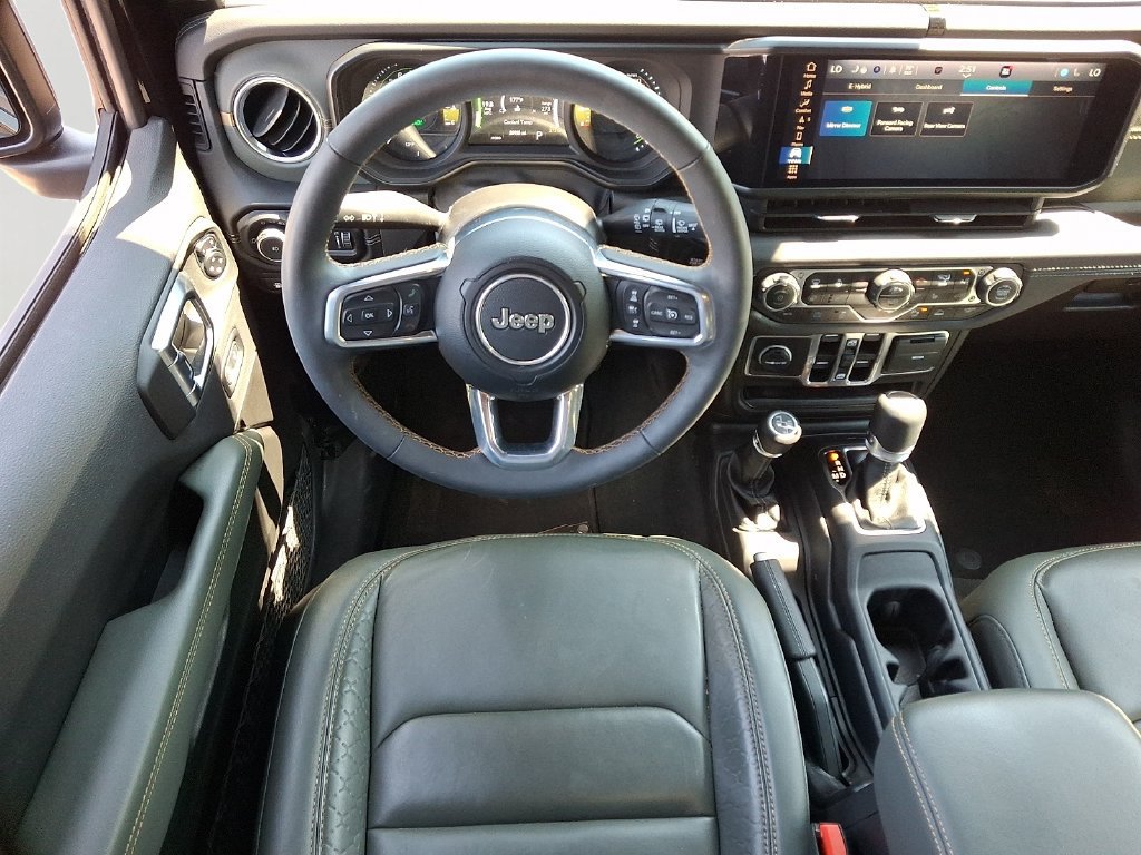 Used 2024 Jeep Wrangler High Altitude AWD/4WD image 12