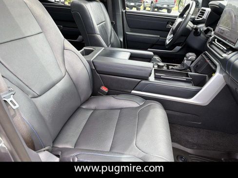 Used 2023 Toyota Tundra Platinum AWD/4WD image 13