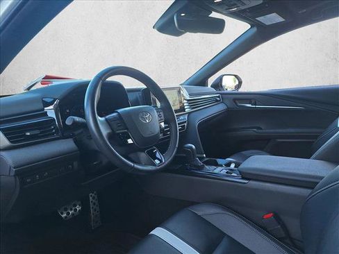 Certified 2025 Toyota Camry SE w/ Convenience Package image 9