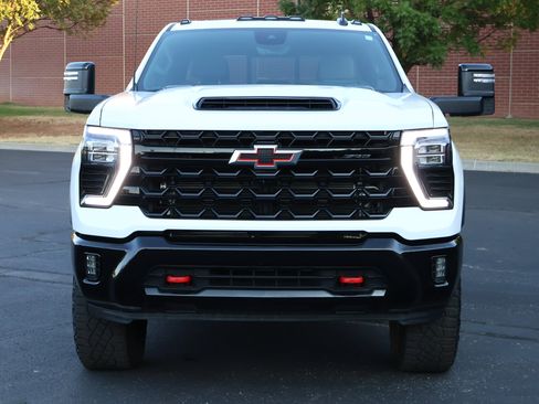 Certified 2024 Chevrolet Silverado 2500 ZR2 w/ Technology Package image 37