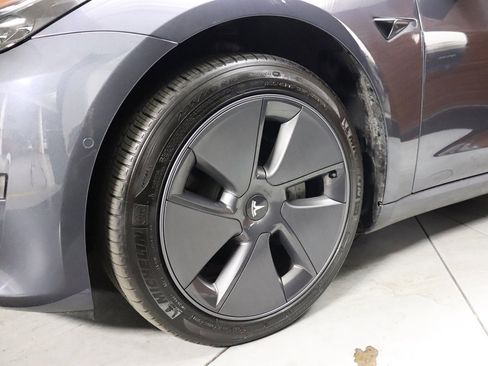 Used 2022 Tesla Model 3 image 6
