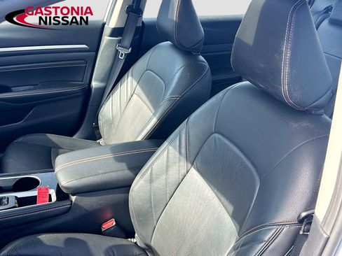 Used 2023 Nissan Altima 2.5 SR w/ SR Premium Package image 25