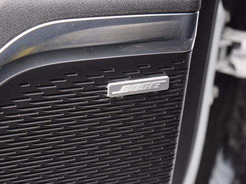 Used 2025 GMC Acadia Elevation w/ Elevation Premium Package image 27