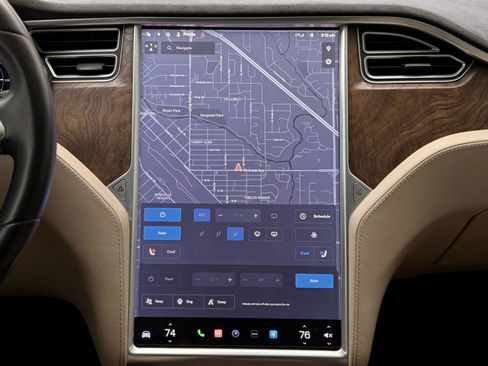 Used 2016 Tesla Model X 75D image 17