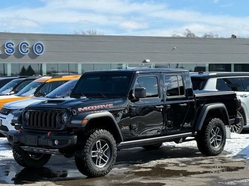 Used 2024 Jeep Gladiator Mojave w/ Convenience Group image 30