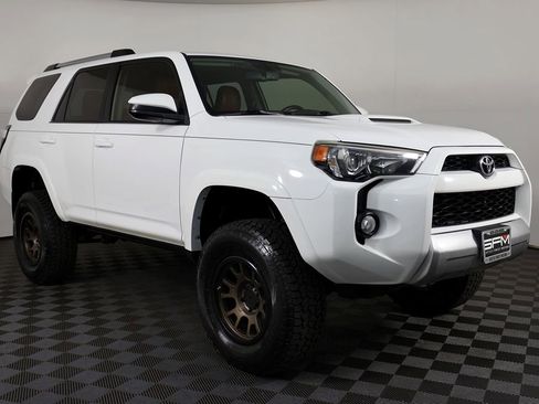 Used 2014 Toyota 4Runner Trail AWD/4WD image 6