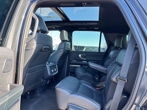 Used 2025 Ford Expedition Platinum w/ Stealth Performance Package AWD/4WD image 14