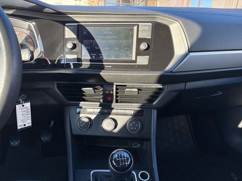 Used 2019 Volkswagen Jetta S w/ Driver Assistance Package image 12