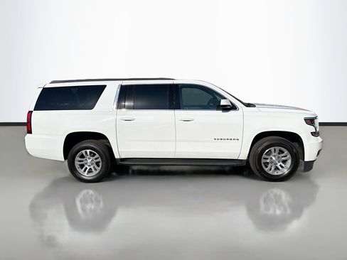 Used 2020 Chevrolet Suburban LS image 2
