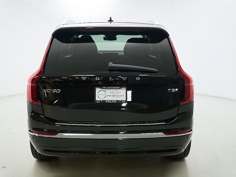 New 2026 Volvo XC90 T8 Ultra w/ Protection Package AWD/4WD image 8