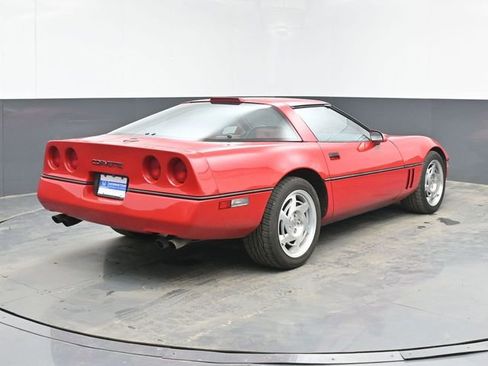 Used 1990 Chevrolet Corvette Coupe RWD image 10