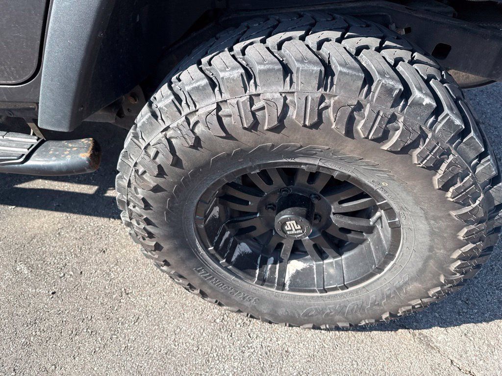 Used 2018 Jeep Wrangler Unlimited Sport S AWD/4WD image 18