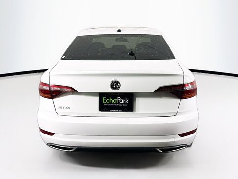 Used 2019 Volkswagen Jetta R-Line w/ R-Line Cold Weather Package FWD image 7