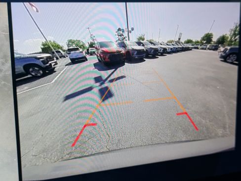 New 2026 Chevrolet Traverse LT image 15