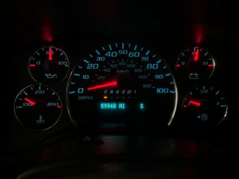 Used 2021 Chevrolet Express 2500 w/ Driver Convenience Package RWD image 58