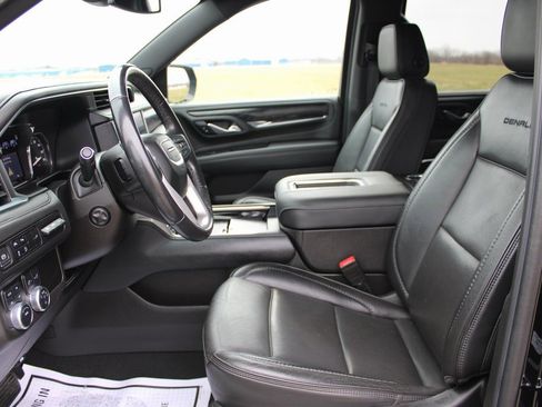 Used 2021 GMC Yukon Denali image 9
