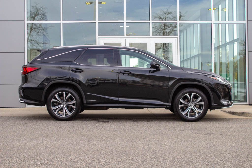 Used 2022 Lexus RX 450hL AWD w/ Premium Package image 4
