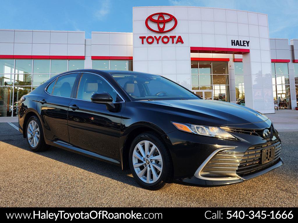Certified 2024 Toyota Camry LE FWD image 1