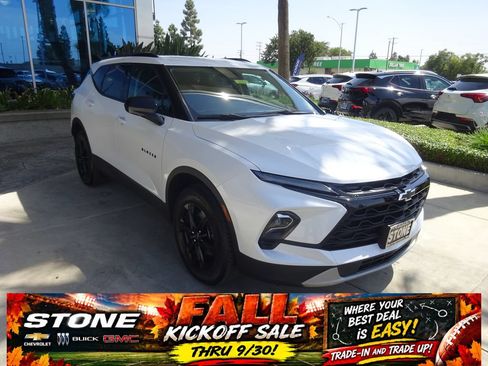 Certified 2024 Chevrolet Blazer LT w/ Convenience Package AWD/4WD image 1