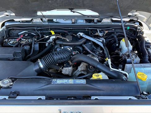 Used 2011 Jeep Wrangler Sahara image 24