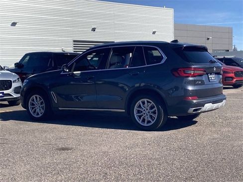 Used 2022 BMW X5 xDrive40i w/ Luxury Seating Package image 8