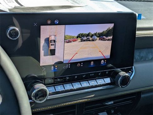 New 2025 Chevrolet Colorado ZR2 w/ Technology Package image 20