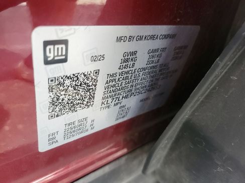 Used 2025 Chevrolet Trax LT w/ LT Convenience Package FWD image 7