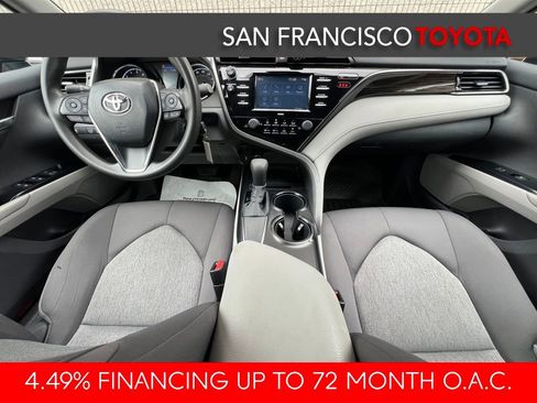 Certified 2020 Toyota Camry LE image 22