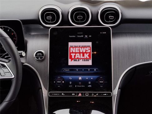 New 2025 Mercedes-Benz GLC 300 image 8