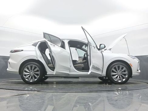 New 2026 Buick Envista Avenir image 61