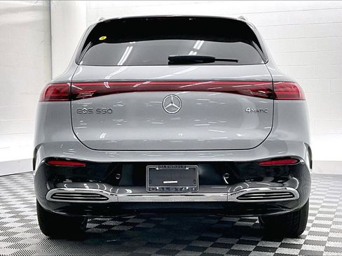 New 2026 Mercedes-Benz EQS 550 4MATIC SUV image 3