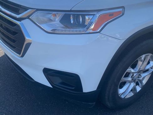 Used 2020 Chevrolet Traverse LS image 19