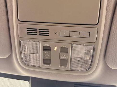 Certified 2022 Honda CR-V EX-L image 29