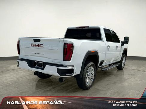 New 2025 GMC Sierra 2500 Denali image 10