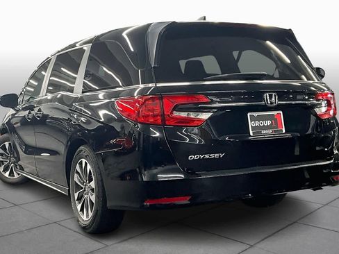 Used 2024 Honda Odyssey EX-L image 11